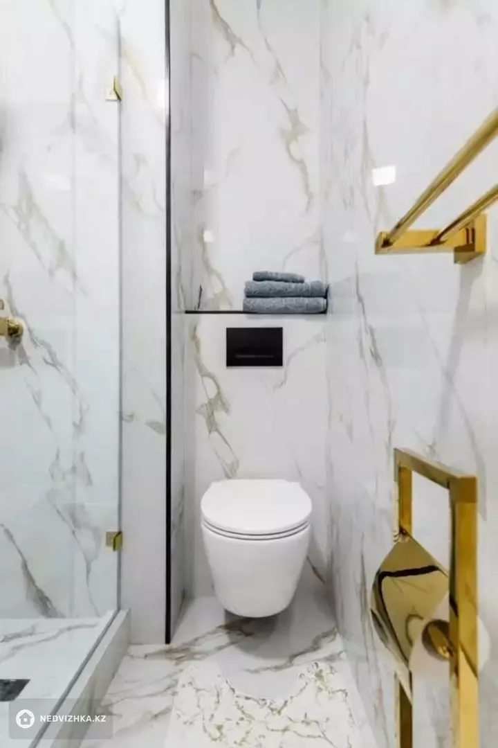 2-комнатная квартира, этаж 5 из 9, 64 м², фотография 3