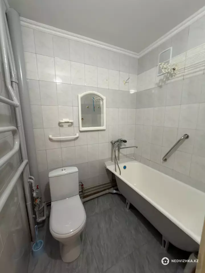 2-комнатная квартира, этаж 2 из 4, 45 м², фотография 5