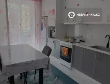 2-комнатная квартира, этаж 5 из 12, 57 м², На длительный срок, миниатюра 3
