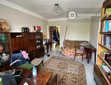 2-комнатная квартира, этаж 2 из 2, 40 м²