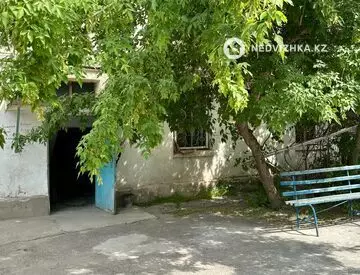 2-комнатная квартира, этаж 2 из 2, 40 м²