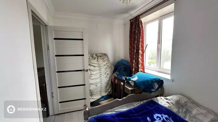 2-комнатная квартира, этаж 2 из 2, 40 м², фотография 3
