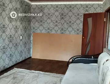 1-комнатная квартира, этаж 3 из 5, 38 м²