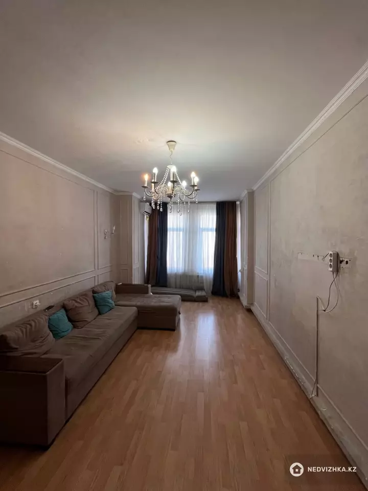 3-комнатная квартира, этаж 3 из 9, 95 м², На длительный срок, фотография 4