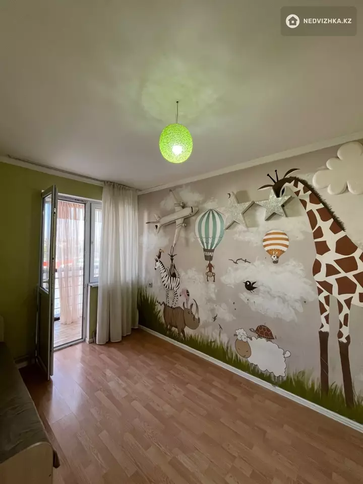 3-комнатная квартира, этаж 3 из 9, 95 м², На длительный срок, фотография 5