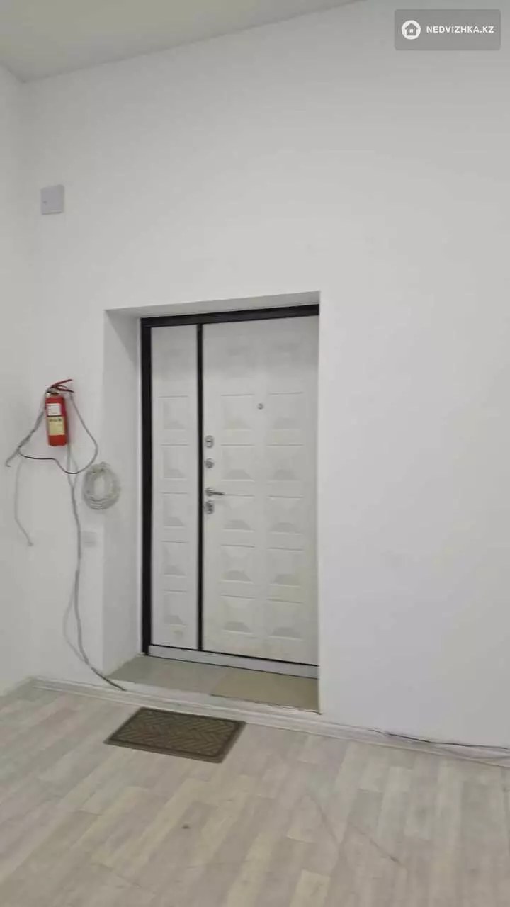 Офис, этаж 1 из 3, 45 м², На длительный срок, фотография 2