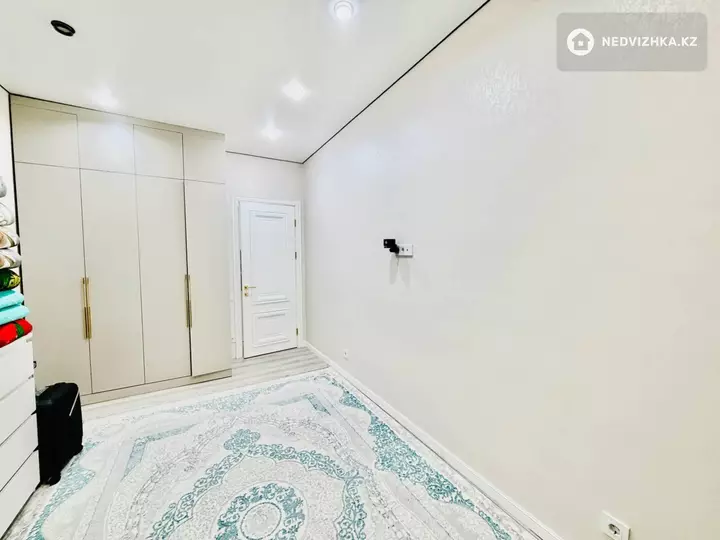 2-комнатная квартира, этаж 1 из 16, 50 м², фотография 2