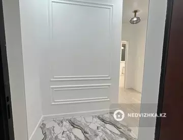 2-комнатная квартира, этаж 4 из 13, 41 м², миниатюра 10