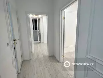 2-комнатная квартира, этаж 4 из 13, 41 м², миниатюра 12