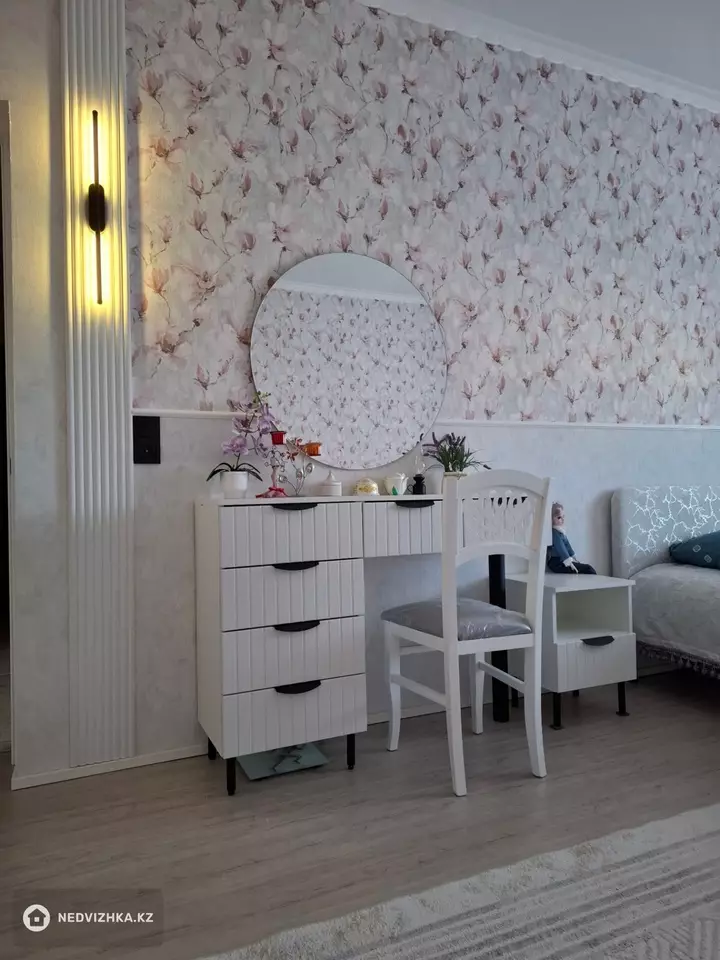 3-комнатная квартира, этаж 10 из 16, 95 м², фотография 3
