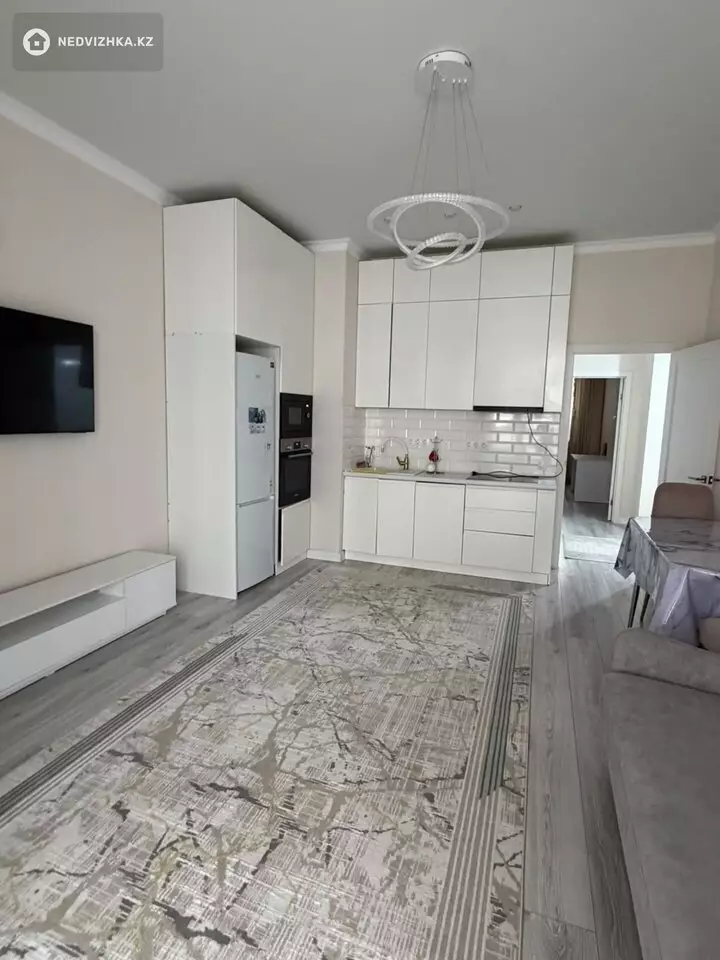 2-комнатная квартира, этаж 2 из 10, 57 м², На длительный срок