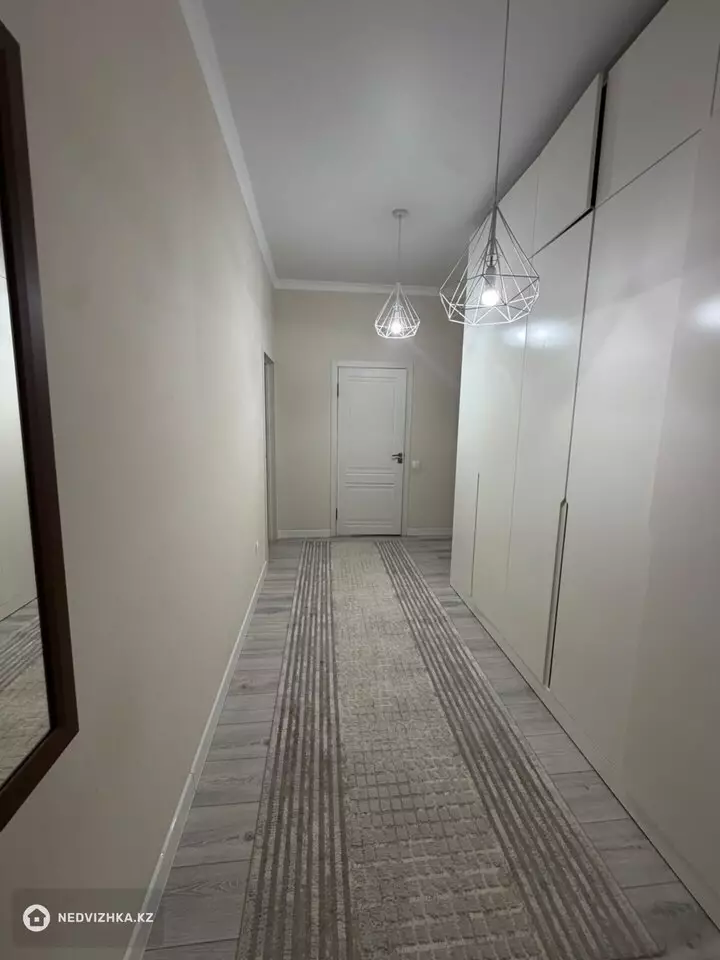 2-комнатная квартира, этаж 2 из 10, 57 м², На длительный срок, фотография 3