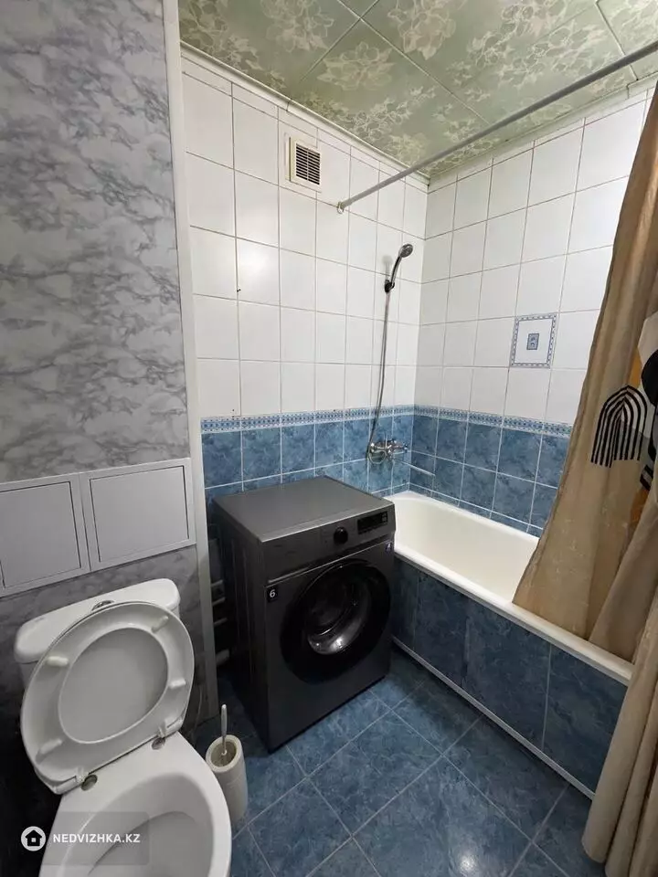 2-комнатная квартира, этаж 4 из 5, 43 м², фотография 2