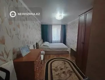 3-комнатная квартира, этаж 5 из 5, 64 м², миниатюра 3