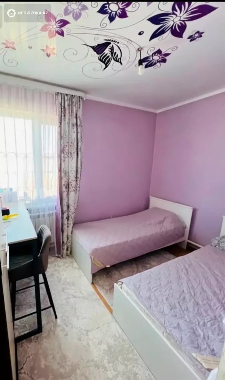 3-комнатная квартира, этаж 1 из 1, 100 м², фотография 4