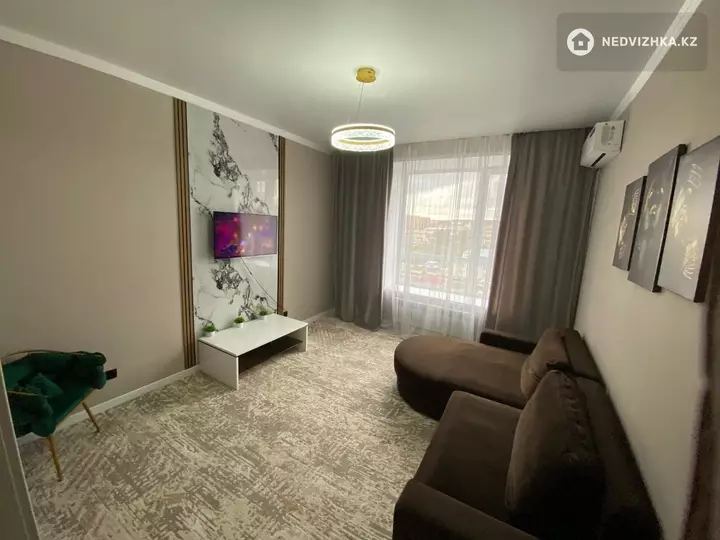 2-комнатная квартира, этаж 7 из 10, 50 м², Посуточно, фотография 2
