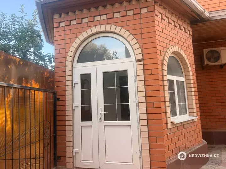 4-комнатный дом, 3 соток, 160 м², На длительный срок, фотография 3