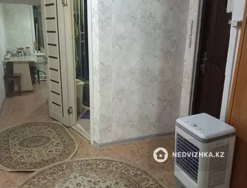 3-комнатная квартира, этаж 5 из 5, 63 м², миниатюра 3