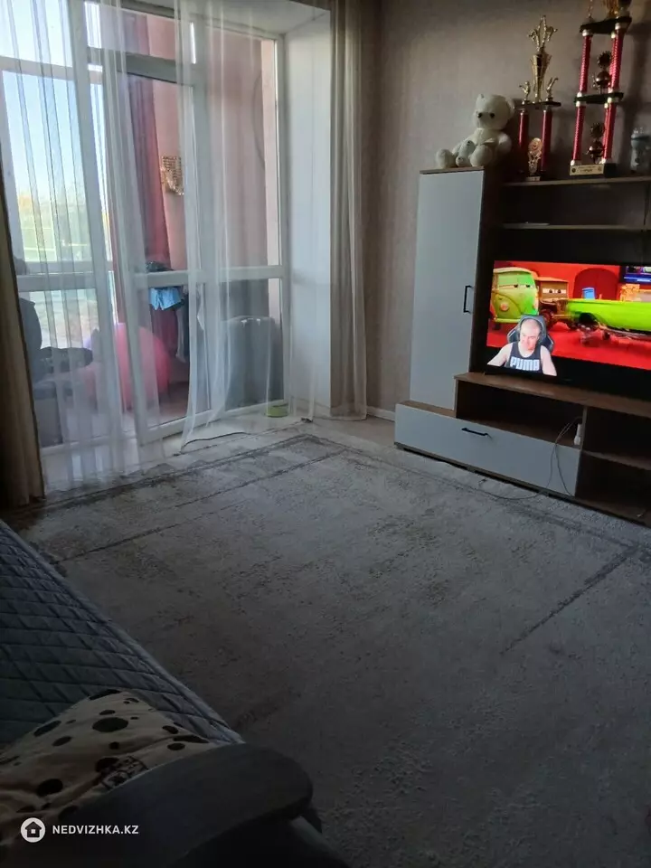 2-комнатная квартира, этаж 1 из 7, 67 м², фотография 2