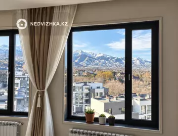 5-комнатная квартира, этаж 9 из 9, 195 м²