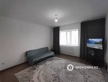1-комнатная квартира, этаж 3 из 9, 43 м²