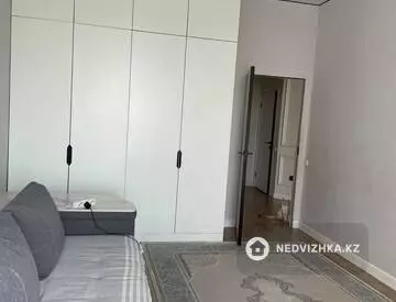 2-комнатная квартира, этаж 11 из 20, 56 м², миниатюра 7