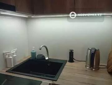 2-комнатная квартира, этаж 8 из 12, 44 м², миниатюра 6