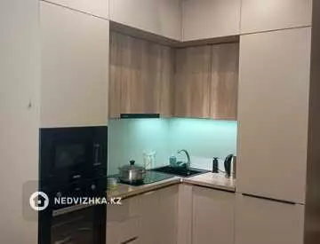 2-комнатная квартира, этаж 8 из 12, 44 м²