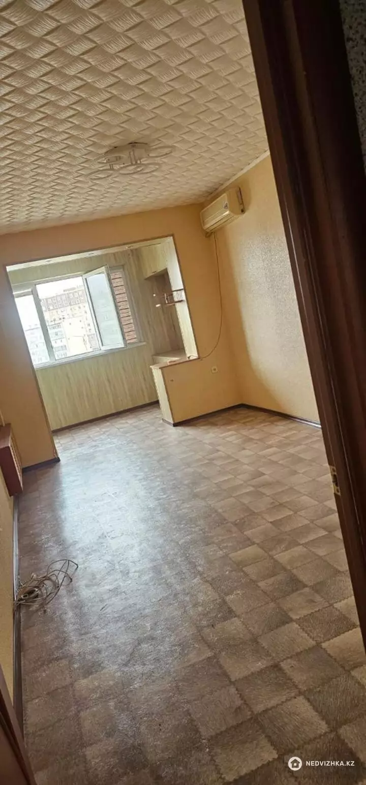 3-комнатная квартира, этаж 4 из 5, 72 м², фотография 2