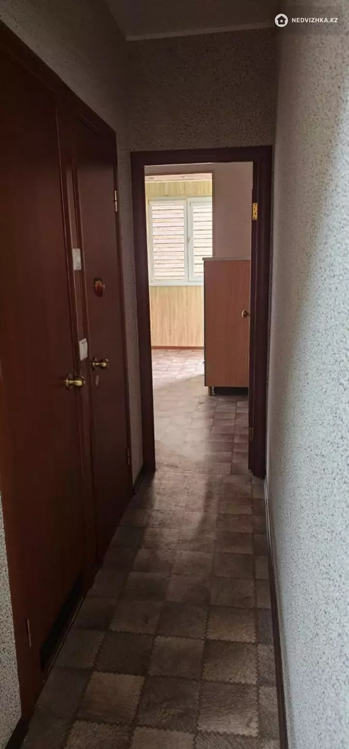 3-комнатная квартира, этаж 4 из 5, 72 м², фотография 4