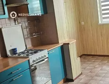 3-комнатная квартира, этаж 4 из 5, 72 м², миниатюра 9