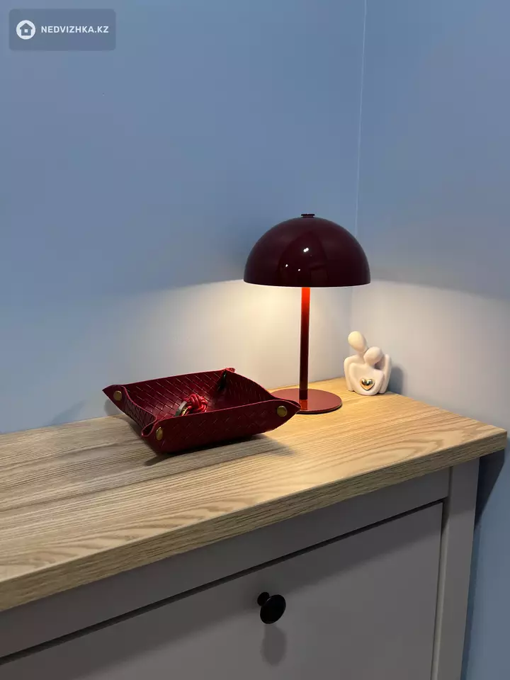 2-комнатная квартира, этаж 8 из 15, 56 м²