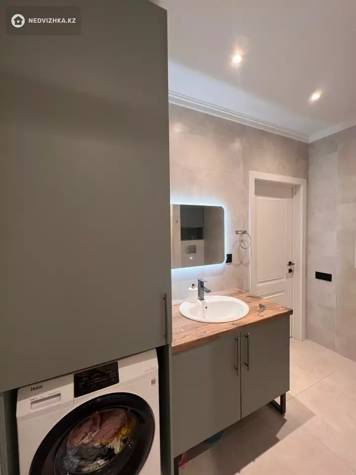 2-комнатная квартира, этаж 8 из 15, 56 м², фотография 5