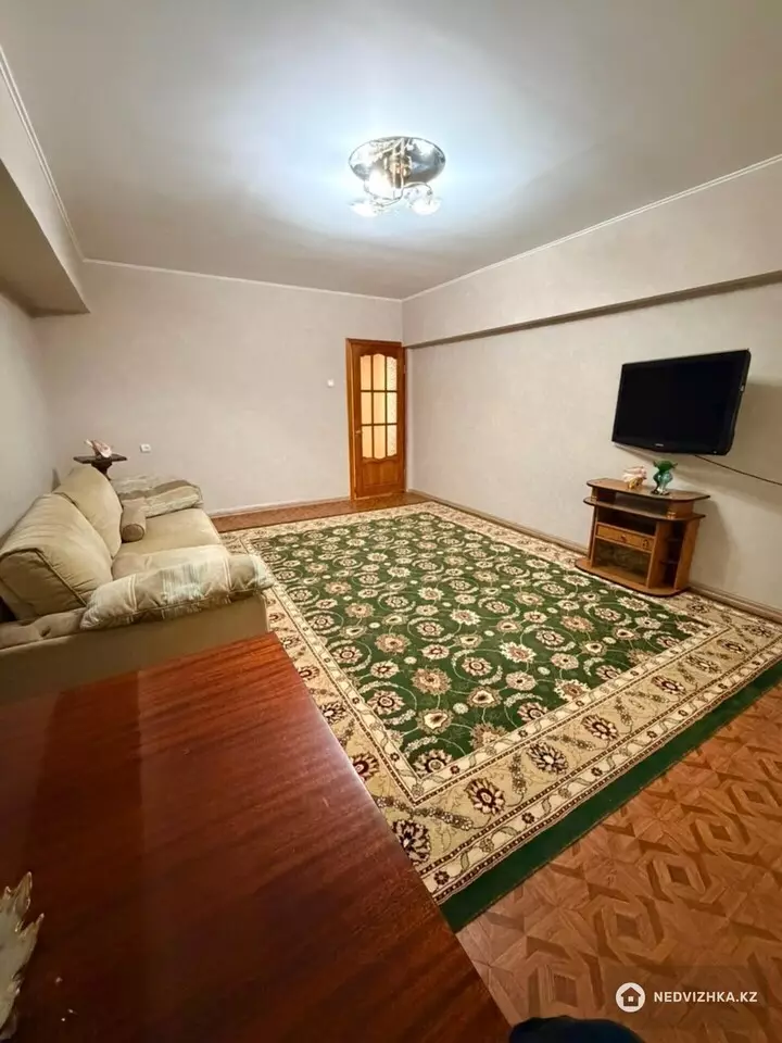 2-комнатная квартира, этаж 1 из 3, 70 м², фотография 5