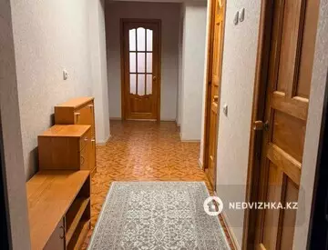 2-комнатная квартира, этаж 1 из 3, 70 м², миниатюра 10