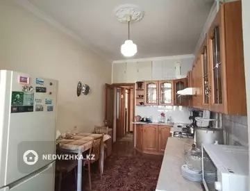 3-бөлмелі пәтер, қабат 2 барлық қабат саны 5, 67 м², 5-нобай