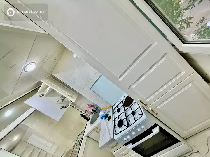 1-комнатная квартира, этаж 3 из 5, 30 м², фотография 4