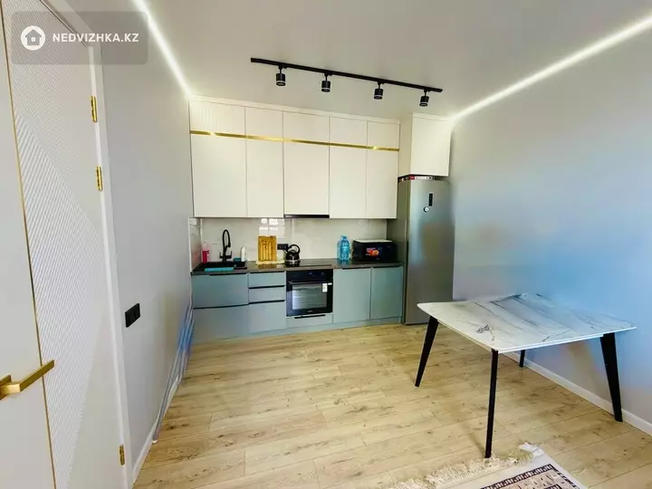 2-комнатная квартира, этаж 5 из 10, 45 м², фотография 3