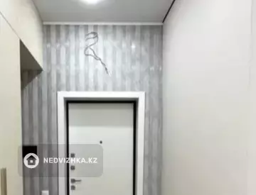 2-комнатная квартира, этаж 4 из 9, 67 м², На длительный срок, миниатюра 2