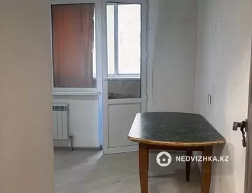 3-комнатная квартира, этаж 3 из 5, 81 м², миниатюра 11