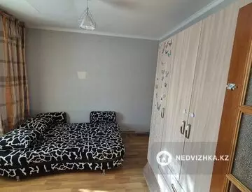 2-комнатная квартира, этаж 1 из 1, 50 м², На длительный срок
