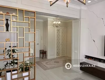 4-комнатная квартира, этаж 2 из 3, 117 м², миниатюра 8