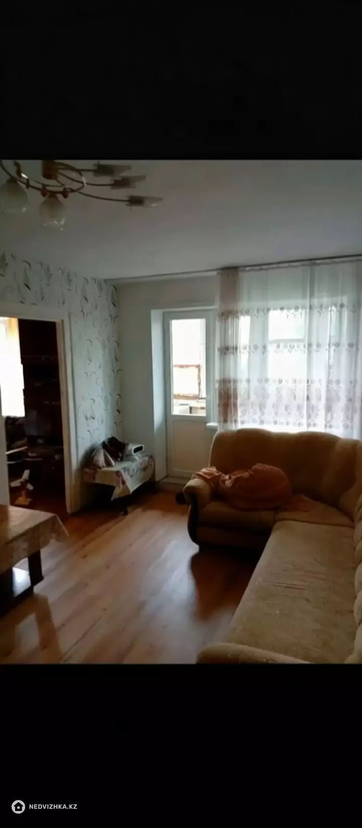 3-комнатная квартира, этаж 4 из 5, 62 м²