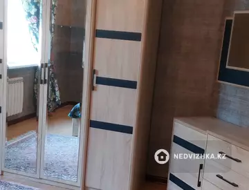 3-комнатная квартира, этаж 3 из 10, 130 м², миниатюра 4