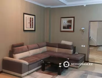 3-комнатная квартира, этаж 3 из 10, 130 м², миниатюра 10