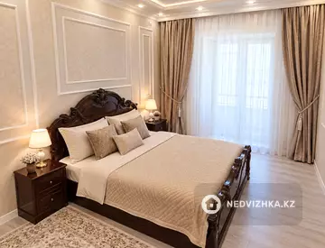 2-комнатная квартира, этаж 8 из 12, 85 м², Посуточно, миниатюра 1