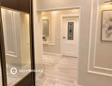 2-комнатная квартира, этаж 8 из 12, 85 м², Посуточно, миниатюра 8