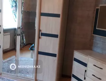 3-комнатная квартира, этаж 3 из 10, 130 м², На длительный срок, миниатюра 7