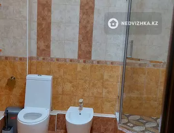 3-комнатная квартира, этаж 3 из 10, 130 м², На длительный срок, миниатюра 10