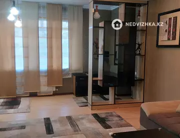 3-комнатная квартира, этаж 3 из 10, 130 м², На длительный срок, миниатюра 12